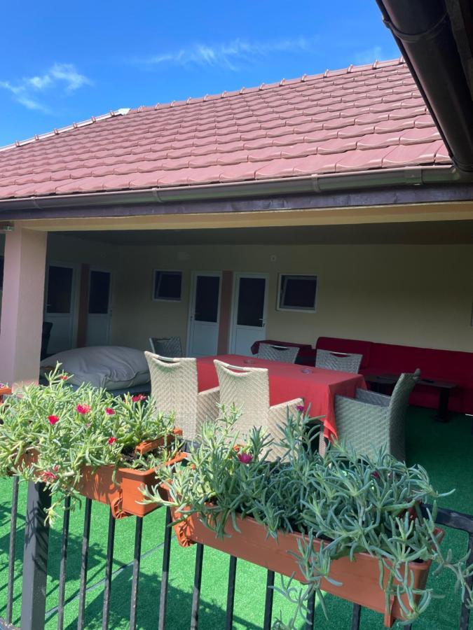 Hotel Vila Baciu Tuzla Zewnętrze zdjęcie